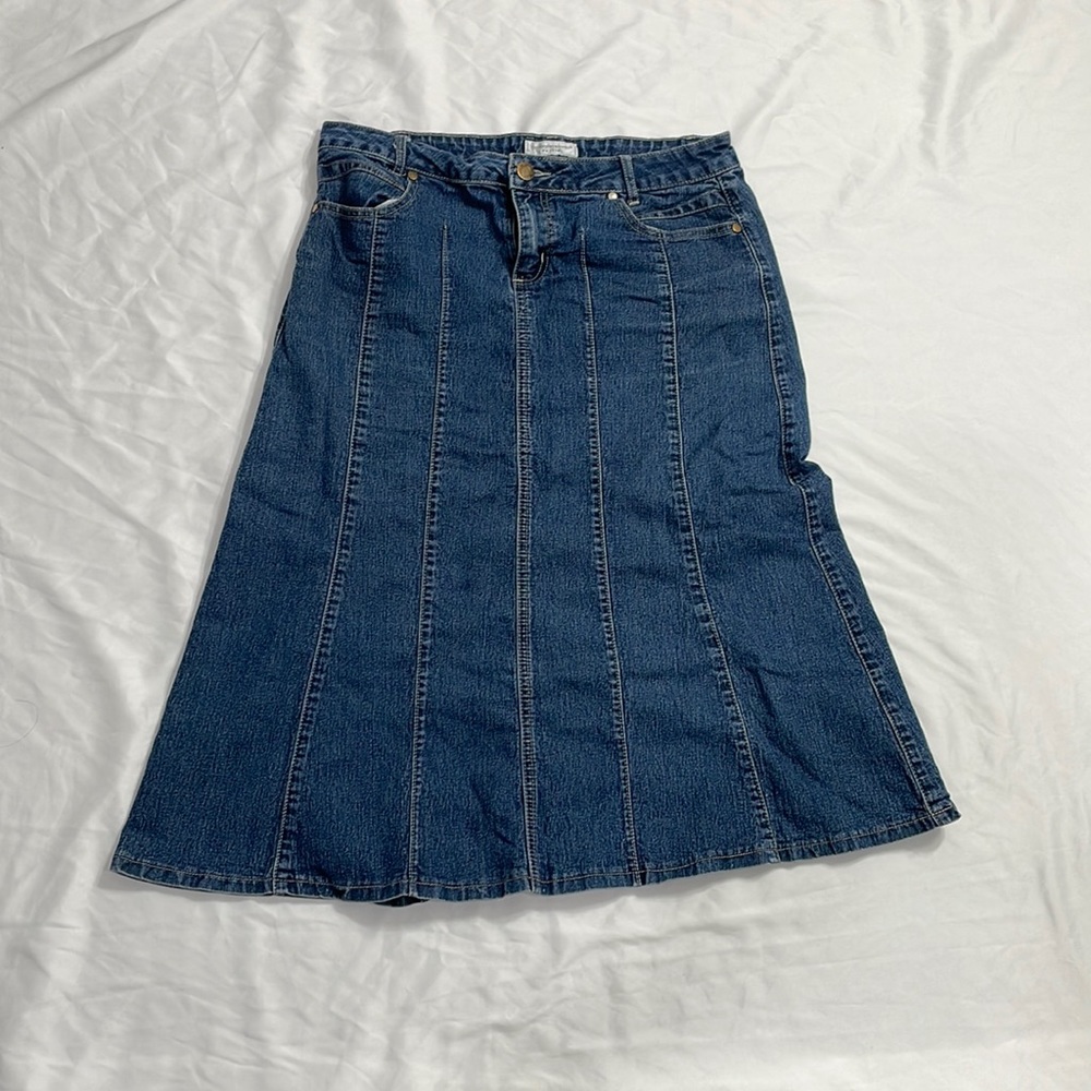 Long denim jean skirt size 12